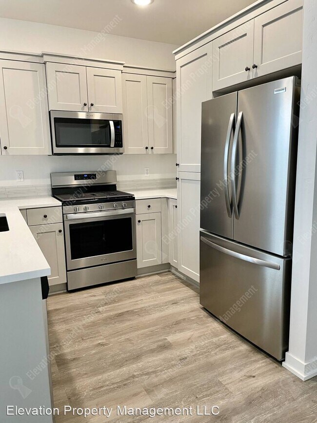 Building Photo - 2 br, 2 bath House - 20725 SE Iron Horse L...