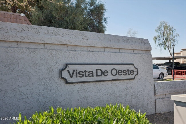 Building Photo - 9001 W Elm St