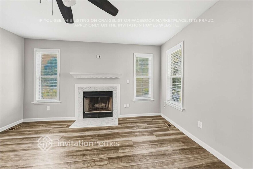 Building Photo - 4428 Moss Spring Dr