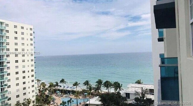 Building Photo - 4001 S Ocean Dr