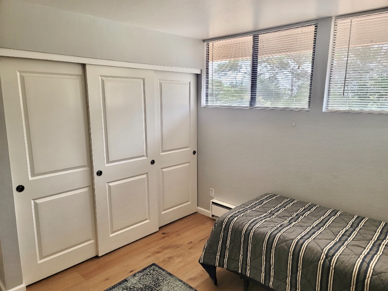 Building Photo - 3600 High Meadow Dr