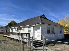 Building Photo - 366 4th St