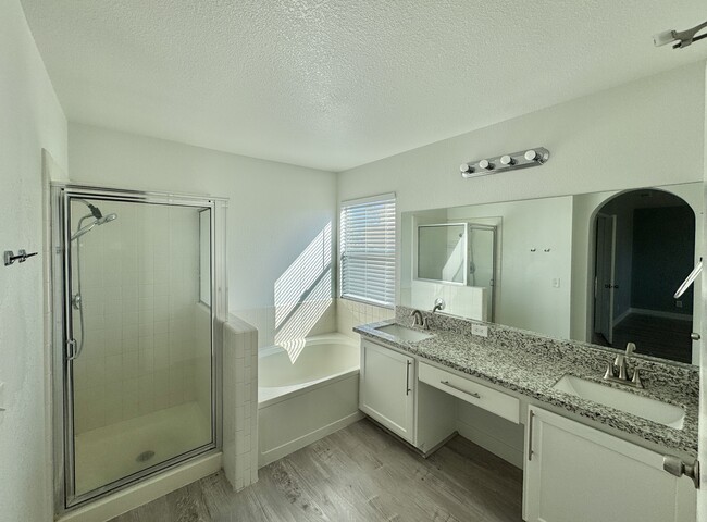 Building Photo - 8312 Maplestar Rd