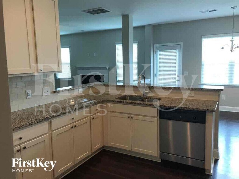 Building Photo - 4908 Wilcrest Ct