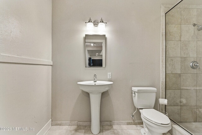 Building Photo - 2525 College St