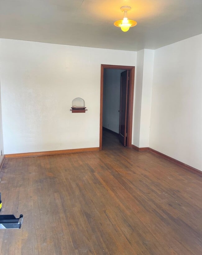 Building Photo - Charming 1 Bedroom 1 Bath Available Now!