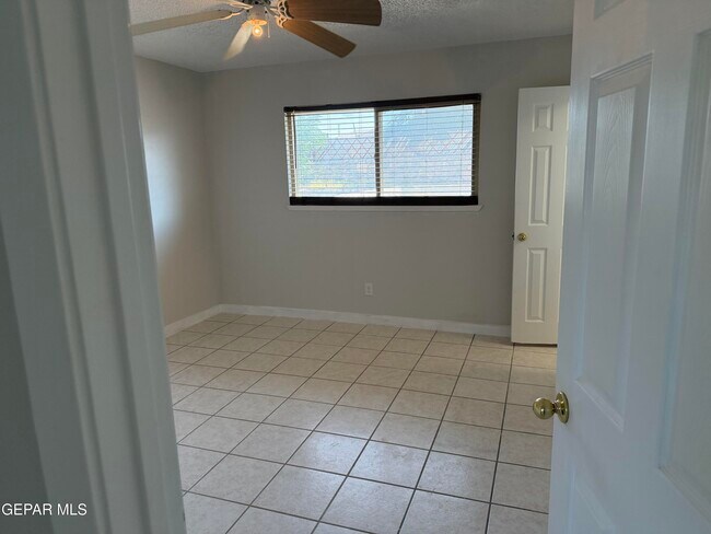 Building Photo - 10429 Persephone Dr