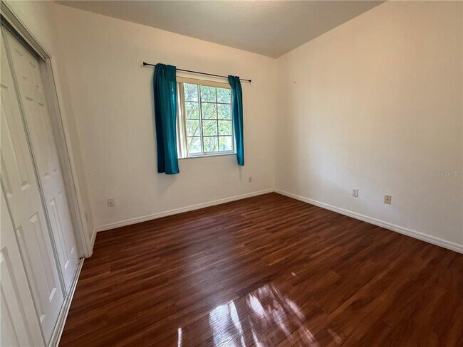 Building Photo - 353 Port Pleasant Dr