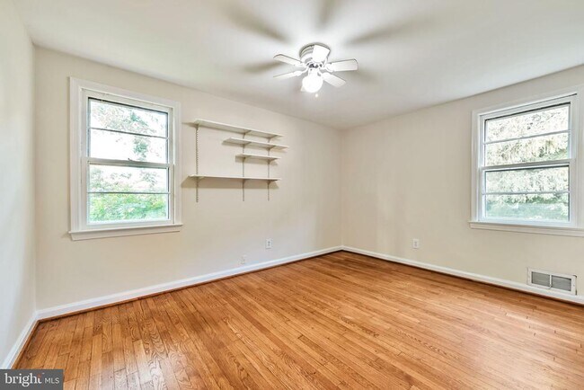 Building Photo - 3307 Beechtree Ln