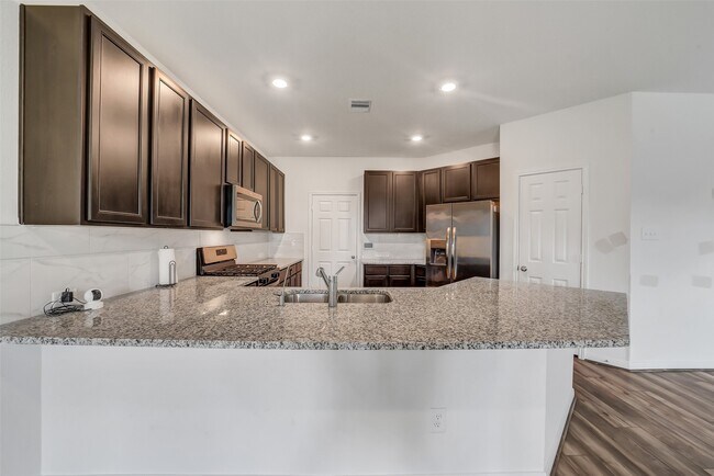 Building Photo - 2844 Grand Anse Dr