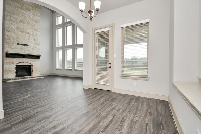 Building Photo - 22368 Misty Woods Ln