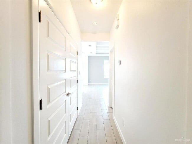 Building Photo - 2201 S Pamplona St