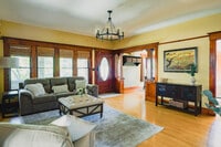 Building Photo - 3330 Albatross St