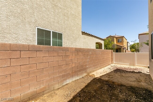 Building Photo - 1154 Village Crossing Lane