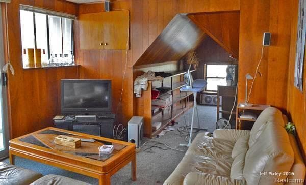 Building Photo - 921 Mary St