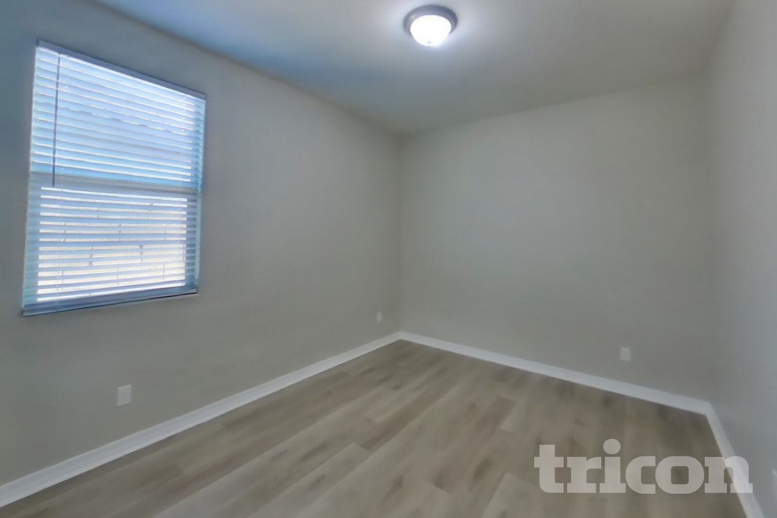 Building Photo - 34953 N Open Range Dr
