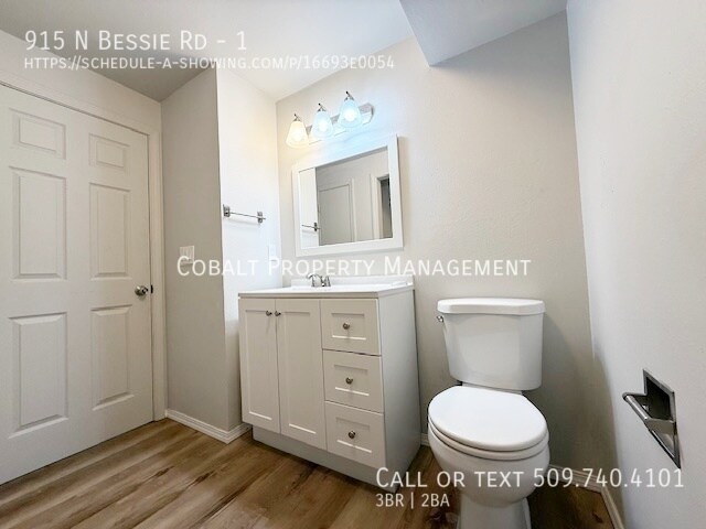 Building Photo - 915 N Bessie Rd