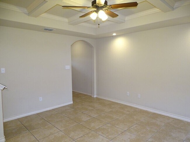 Building Photo - 7117 Micayla Cv