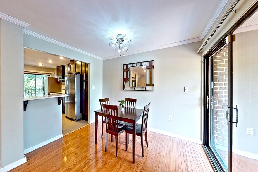 Building Photo - 4912 Herkimer St