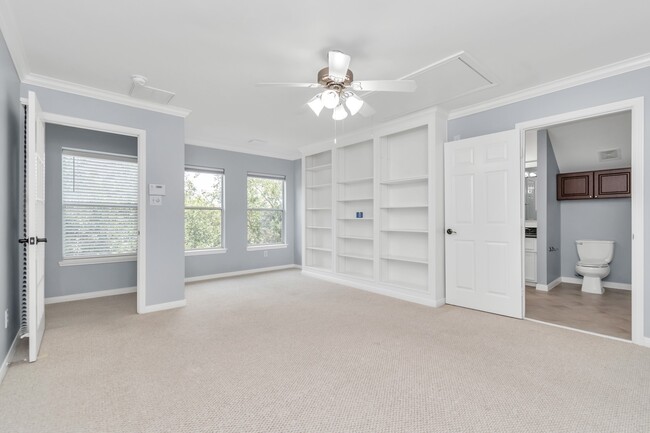 Building Photo - 2901 W Dallas St