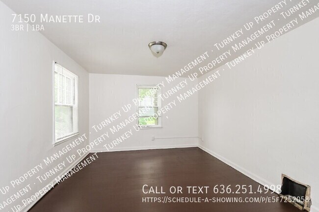 Building Photo - 7150 Manette Dr
