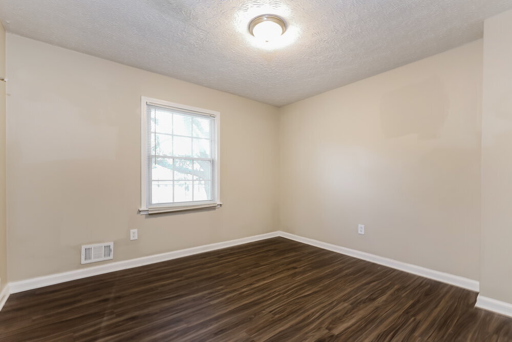 Building Photo - 7410 Dexter Dr