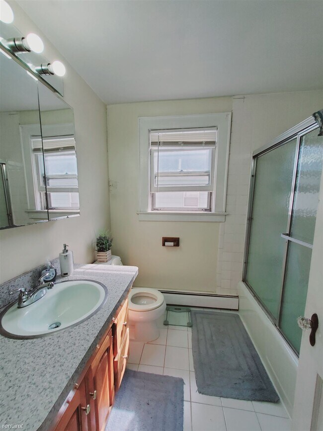Building Photo - 255 Knickerbocker Ave
