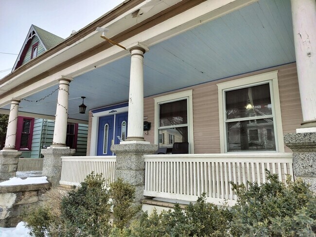 Building Photo - 255 Stockton St