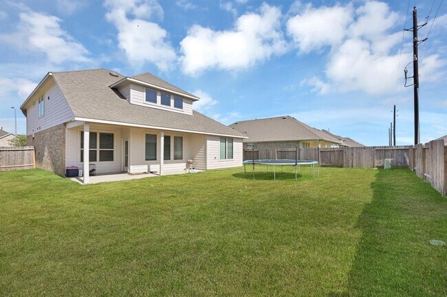 Building Photo - 16223 Neff Park Dr