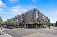 Building Photo - 22 Ave at Port Imperial