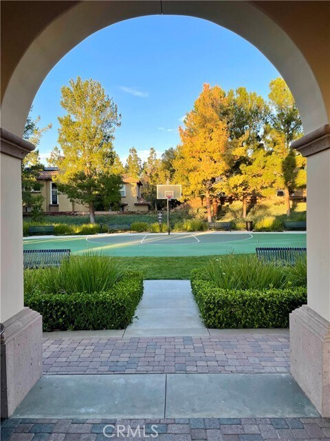 Building Photo - 1007 Terra Bella