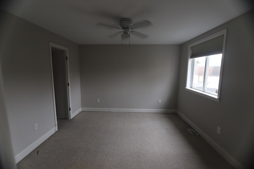 Master Bedroom (2) - 309 E 6th Ave