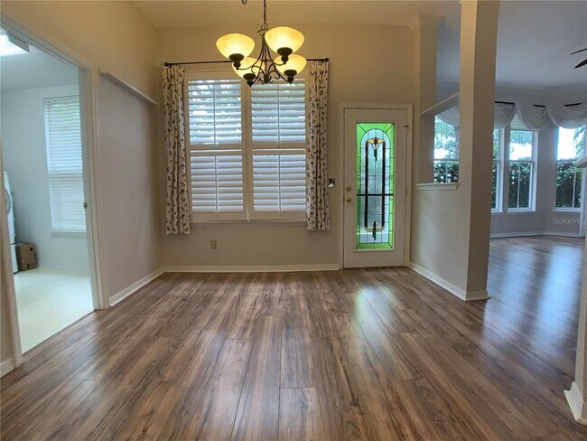 Building Photo - 622 Wisteria Ln
