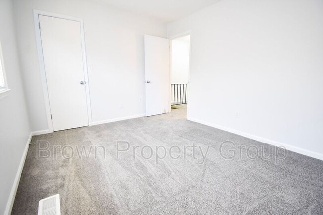 Building Photo - 2123 Grand Prix Dr