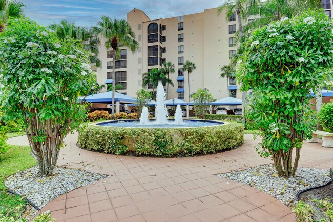 Building Photo - 7194 Promenade Dr