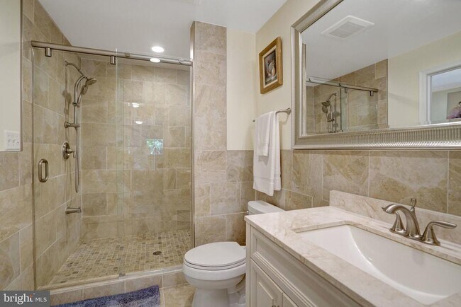 Building Photo - 3714 Hummer Rd