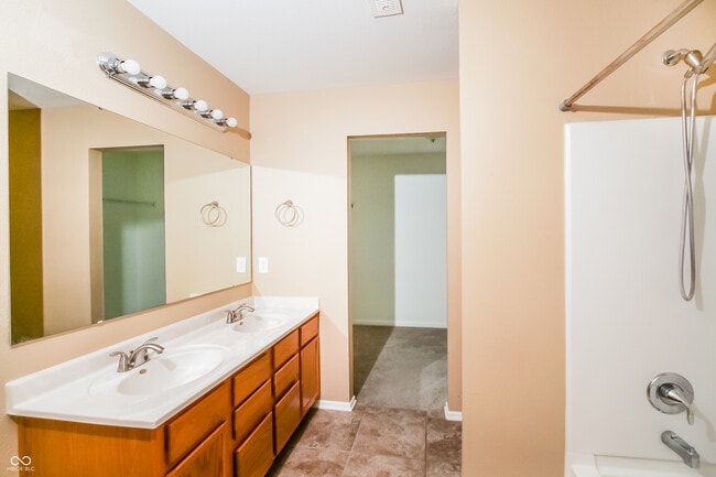 Building Photo - 8118 Gathering Ln