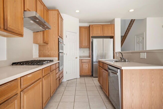 Building Photo - 4725 Sea Ridge Ct