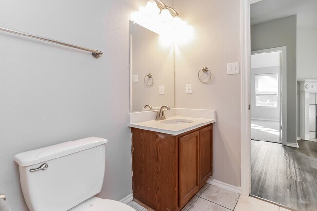 Building Photo - 12419 Pinestraw Rd