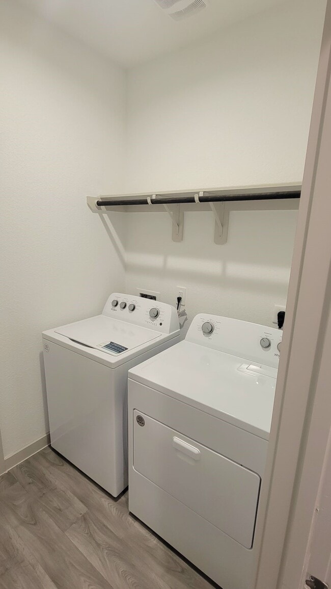 Building Photo - 2907 Stamford Hl Ln