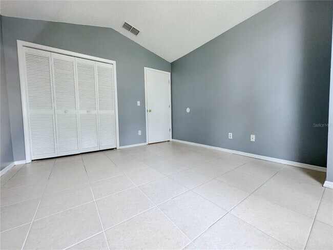 Building Photo - 2815 Burwood Ave