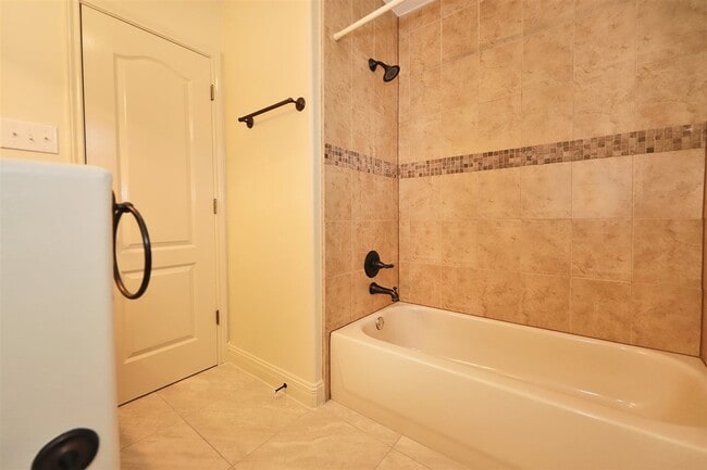 Building Photo - 8801 Snow Falls Dr