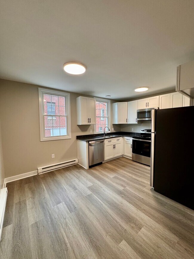 Building Photo - Apartment for Rent in Dayton