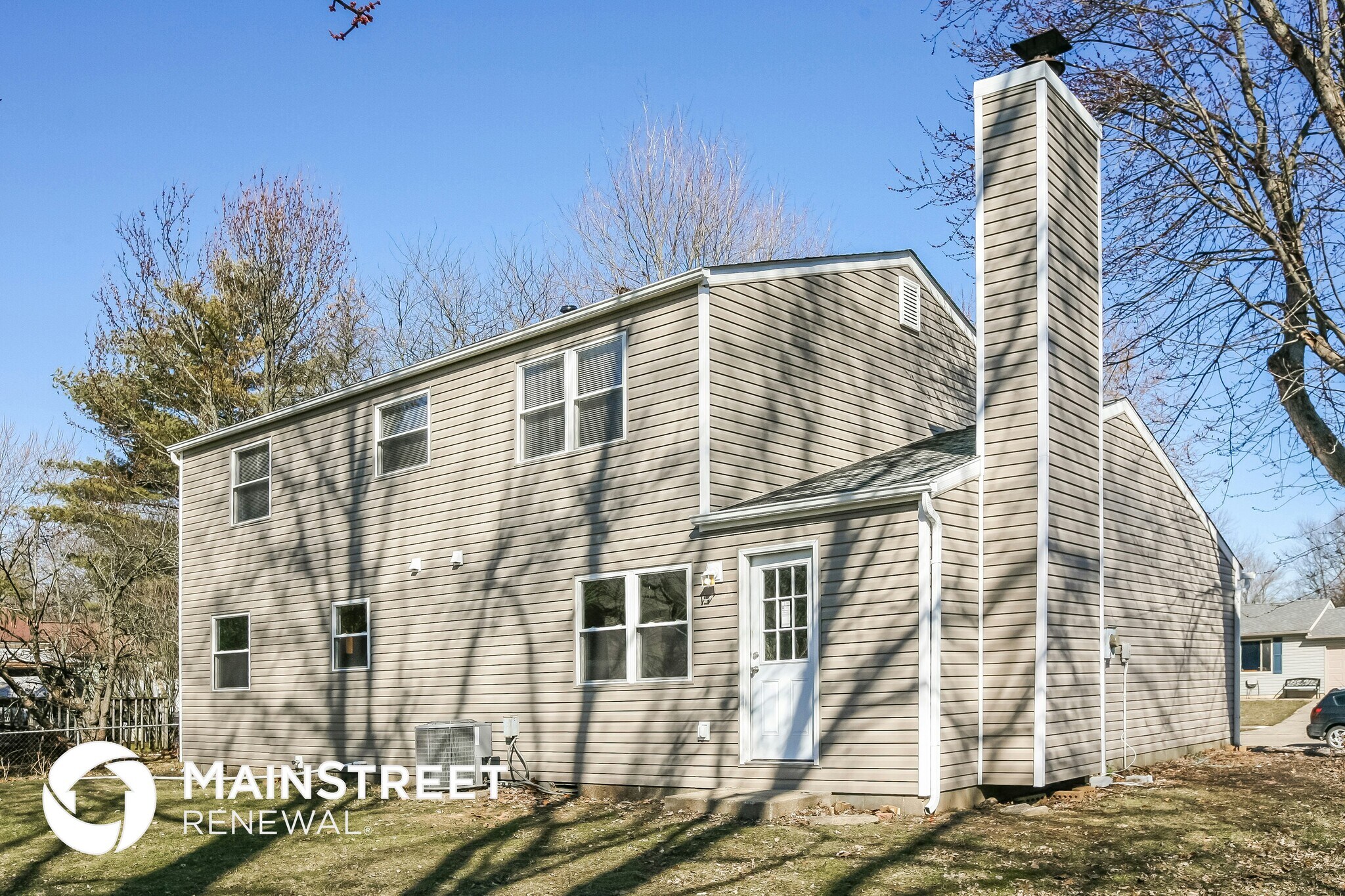 Building Photo - 8715 Timberwood Dr