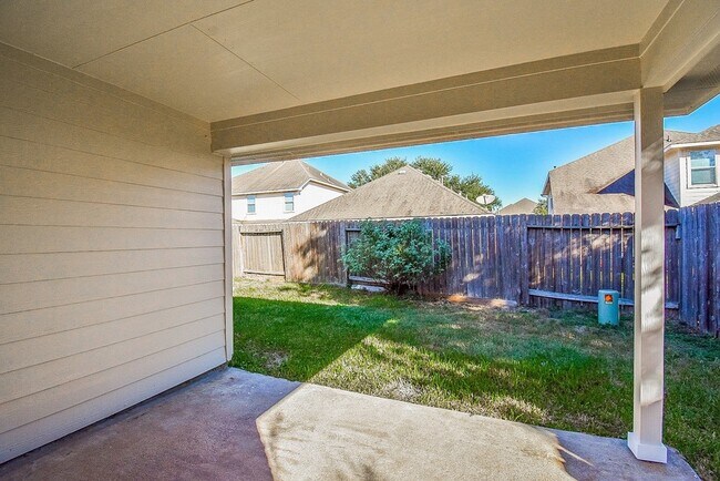 Building Photo - 20922 Barbons Heath Ct