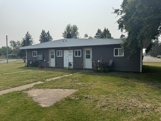 Building Photo - 1634 Hill Ave