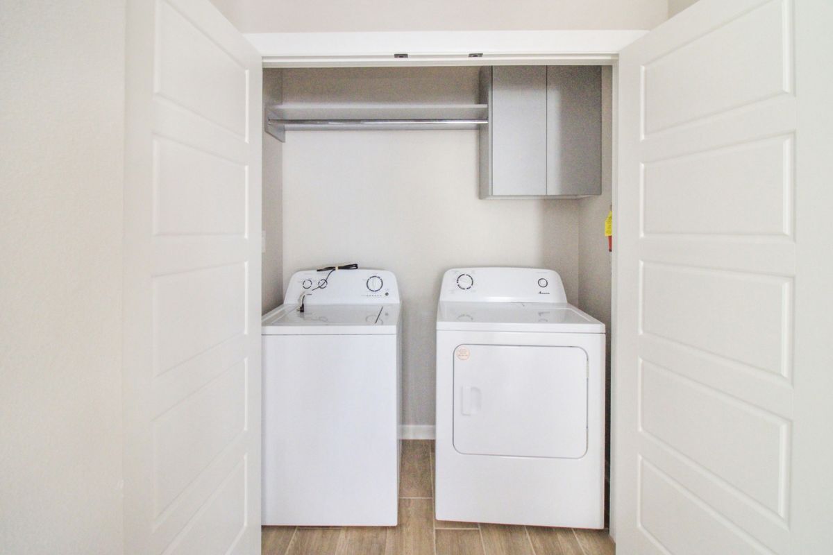 Building Photo - 11003 N 36th Ln