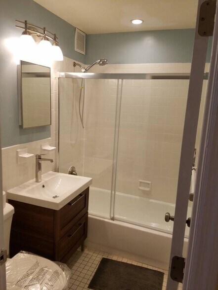 Building Photo - 507 W 173rd St