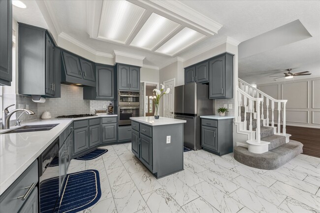 Building Photo - 11818 Orchard Mountain Dr