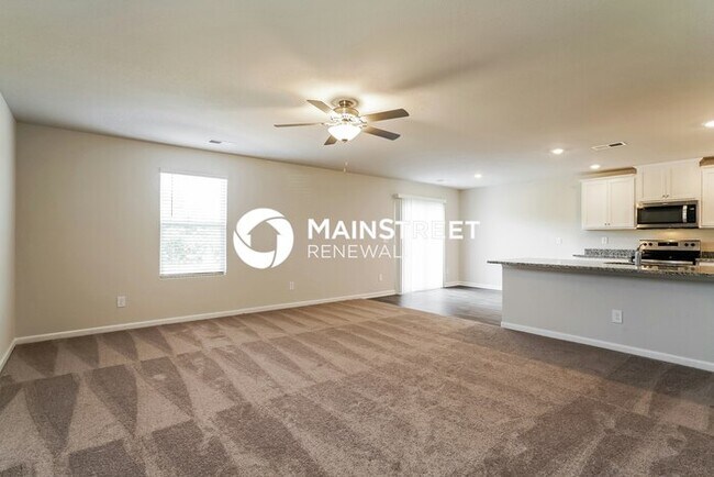 Building Photo - 3 Bedroom Pet-Friendly Home in Zebulon, NC with Main Street Renewal